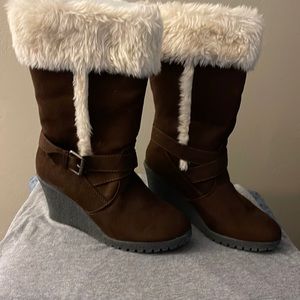 American Eagle AE Brown Suede boots
